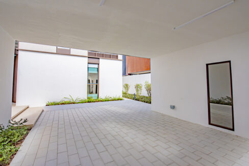 5BR Villa - Photo 02