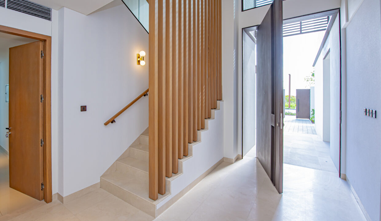 5BR Villa - Photo 03
