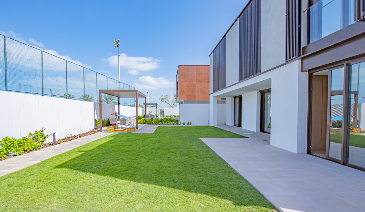 5BR Villa - Photo 40